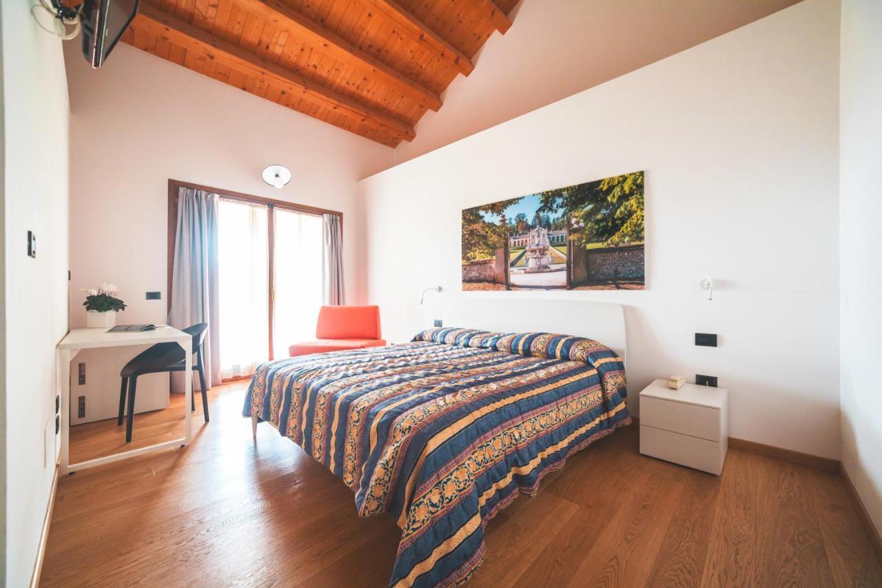 Col Delle Rane Bed and Breakfast Caerano Di San Marco Eksteriør billede