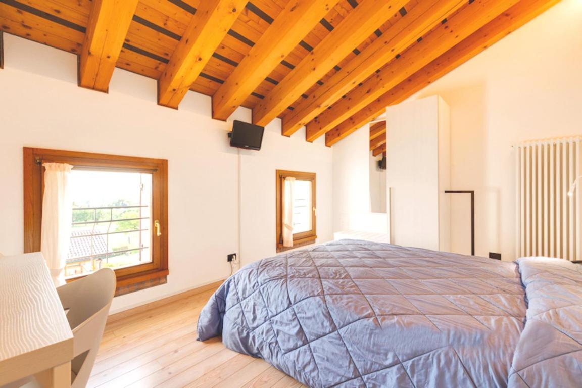 Col Delle Rane Bed and Breakfast Caerano Di San Marco Eksteriør billede