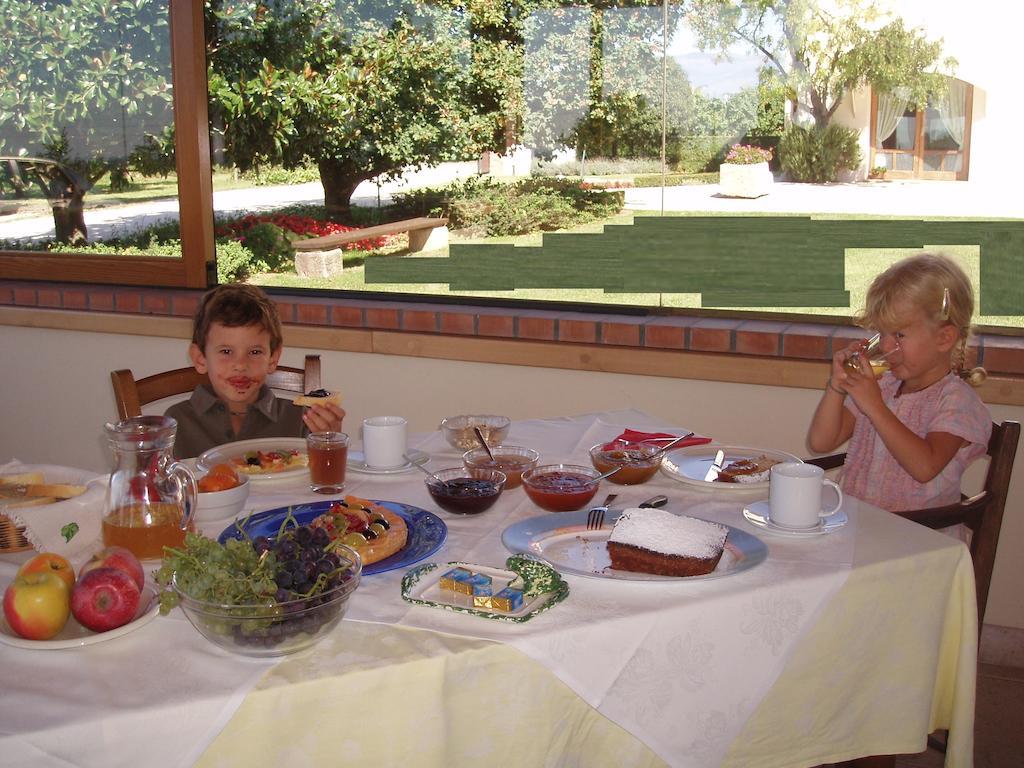 Col Delle Rane Bed and Breakfast Caerano Di San Marco Eksteriør billede